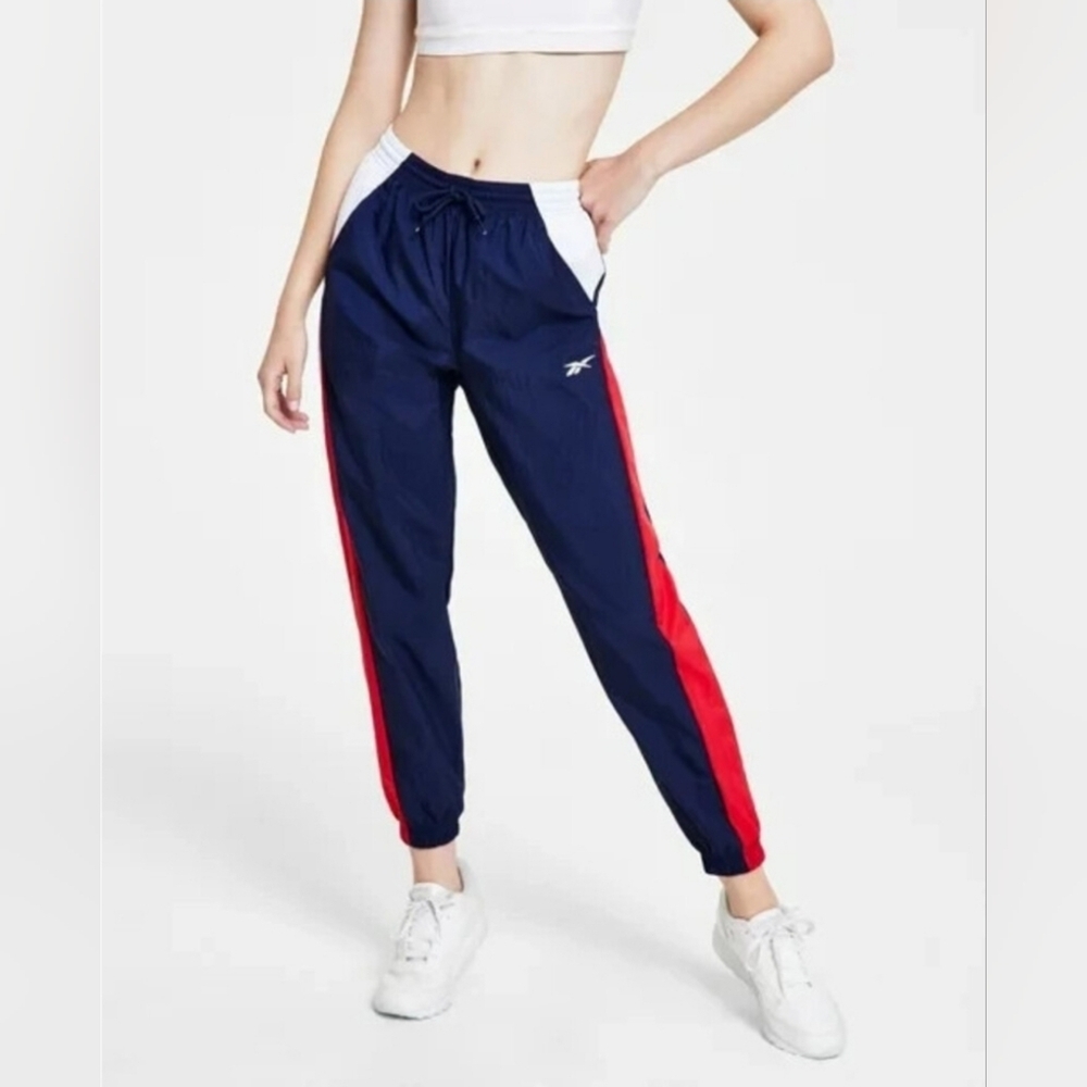 Nwt Reebok Bv Woven Training  Pants, size Xsmall, Womens